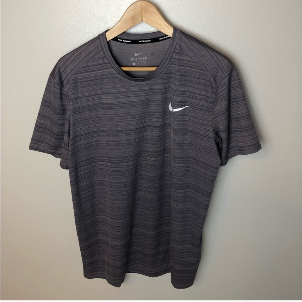 Short sleeve Nike dri-fit shirt